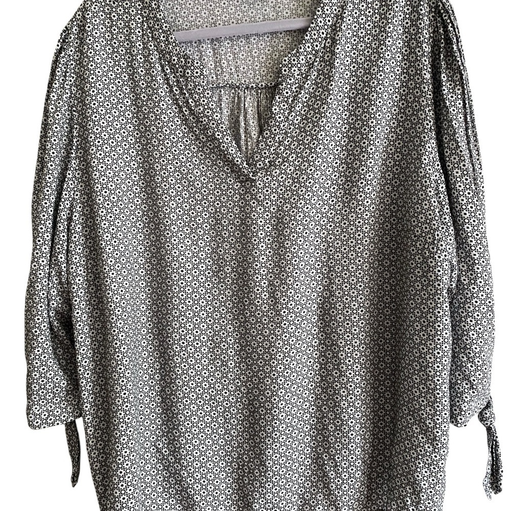 Jones New York Monochrome Patterned Blouse